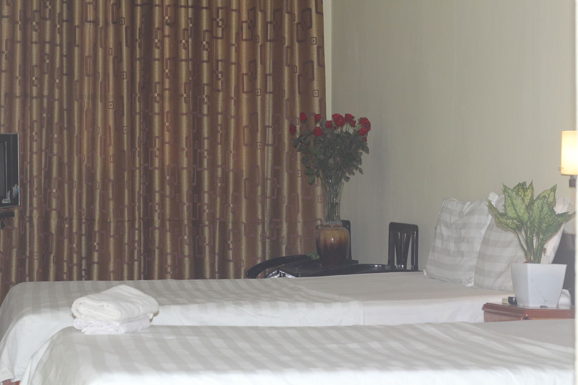 Hanoi Caballos Hotel Экстерьер фото